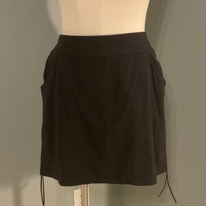 Black skort. Columbia. Size XL